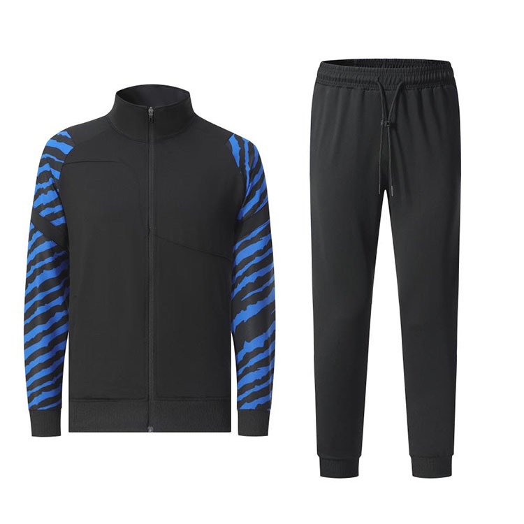 Domestic vs Overseas Activewear Manufacturing for Brands