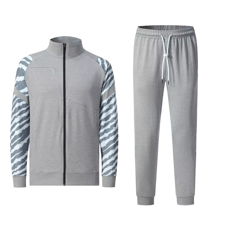 Domestic vs Overseas Activewear Manufacturing for Brands